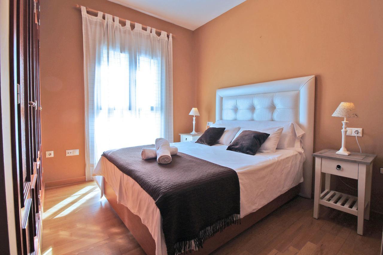 Del Parque Flats - Cervantes Malaga Bagian luar foto